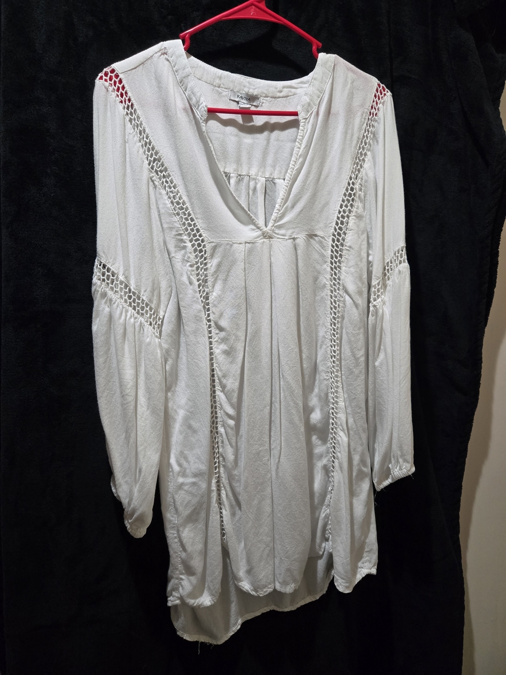 Raviya White Crochet-Trim V-Neck Tunic